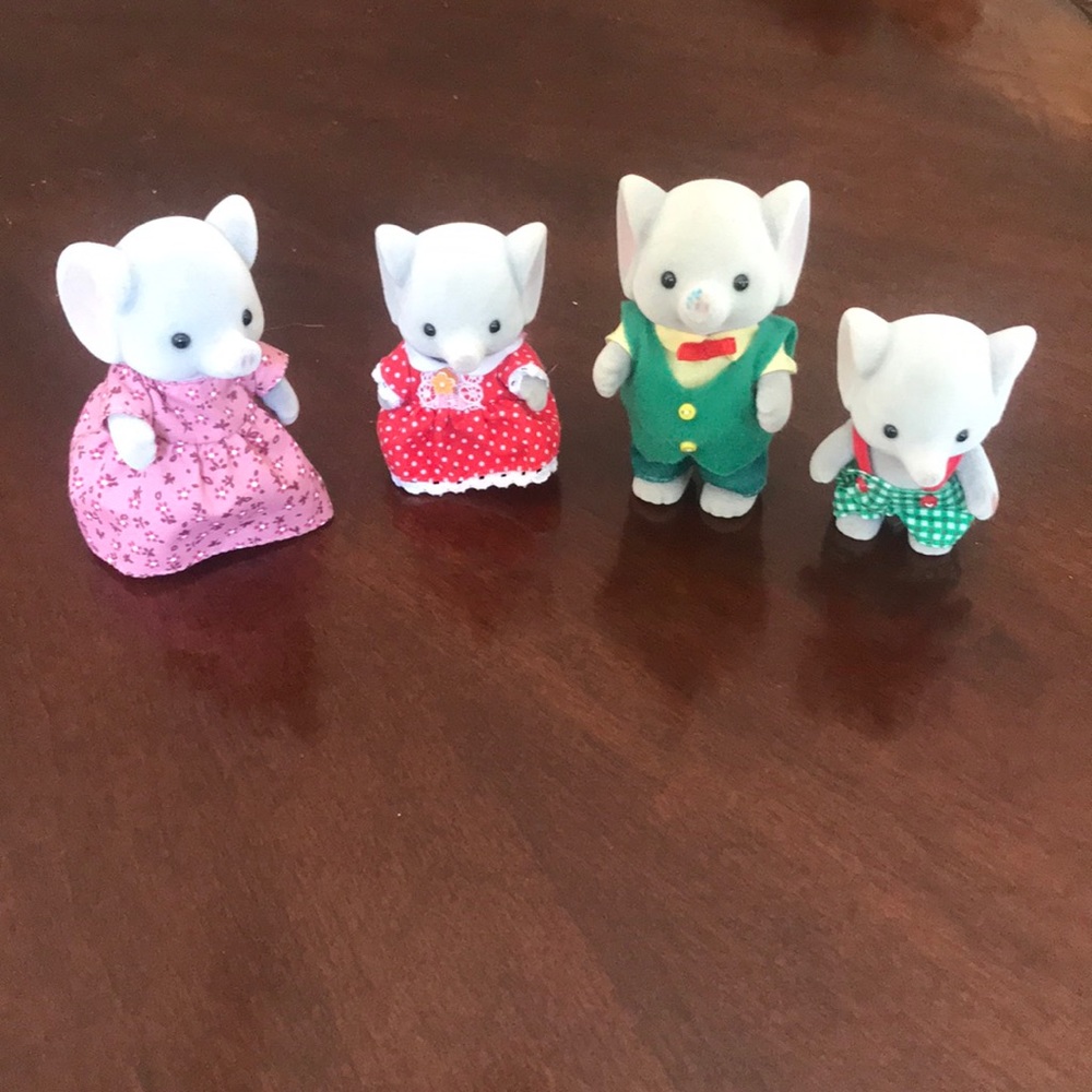 Calico Critters Elephants Family